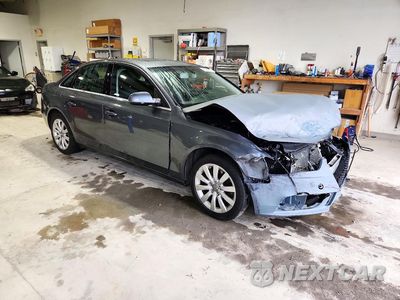Czwarte zdjęcie samochodu z boku: 2013 AUDI A4 PREMIUM VIN:WAUBFAFL9DN015858 - miniatura