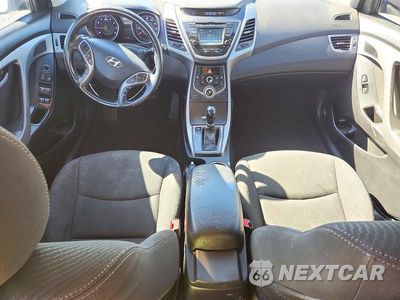 Zdjęcie 8 z 12 samochodu: 2015 HYUNDAI ELANTRA SE VIN:5NPDH4AEXFH576203 - miniatura