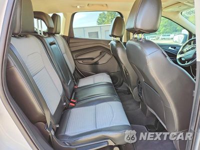 Zdjęcie 11 z 14 samochodu: 2017 FORD ESCAPE TITANIUM VIN:1FMCU9JD7HUD01601 - miniatura