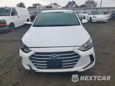Piąte zdjęcie samochodu w środku: 2018 HYUNDAI ELANTRA SEL VIN:5NPD84LF9JH315935 - miniatura