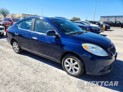 Czwarte zdjęcie samochodu z boku: 2012 NISSAN VERSA 1.6 S VIN:3N1CN7AP2CL813000 - miniatura