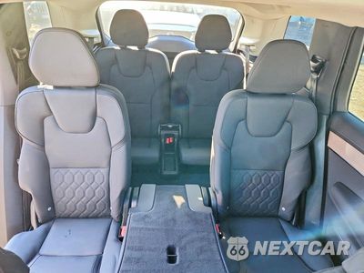 Zdjęcie 10 z 14 samochodu: 2026 VOLVO XC90 PLUS VIN:YV4062PE1T1447296 - miniatura
