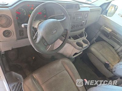 Zdjęcie 8 z 13 samochodu: 2010 FORD ECONOLINE E250 VAN VIN:1FTNE2EL5ADA16694 - miniatura
