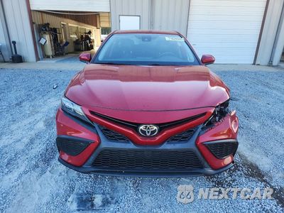 Piąte zdjęcie samochodu w środku: 2021 TOYOTA CAMRY SE VIN:4T1G11AK2MU467691 - miniatura