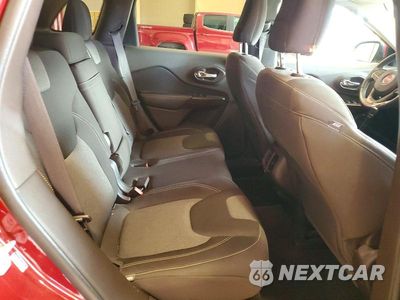 Zdjęcie 11 z 13 samochodu: 2014 JEEP CHEROKEE LATITUDE VIN:1C4PJMCS0EW244350 - miniatura