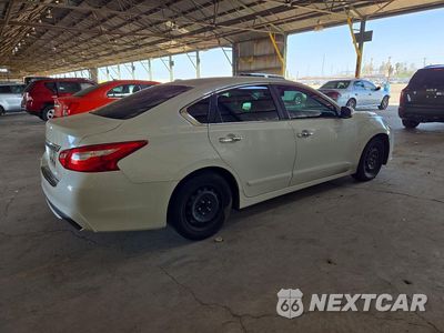 Trzecie zdjęcie samochodu z tyłu: 2016 NISSAN ALTIMA 2.5 SL VIN:1N4AL3AP5GC271093 - miniatura