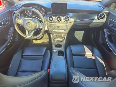 Zdjęcie 8 z 12 samochodu: 2018 MERCEDES-BENZ CLA 250 4MATIC VIN:WDDSJ4GBXJN530104 - miniatura