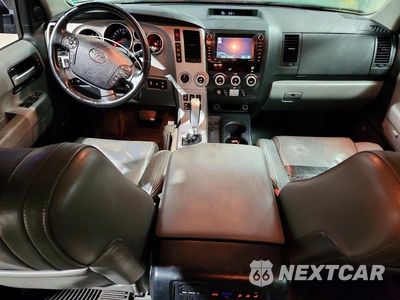 Zdjęcie 8 z 13 samochodu: 2008 TOYOTA SEQUOIA VIN:5TDBY67A78S014151 - miniatura