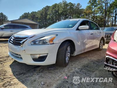 2015 NISSAN ALTIMA 2.5 S 1N4AL3AP3FC172318 - główne zdjęcie licytacji z USA - miniatura
