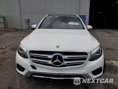 Piąte zdjęcie samochodu w środku: 2018 MERCEDES-BENZ GLC 300 VIN:WDC0G4JB7JV090149 - miniatura