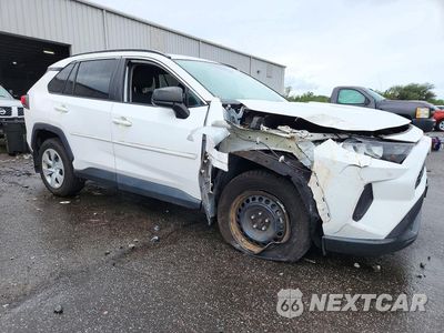 Czwarte zdjęcie samochodu z boku: 2019 TOYOTA RAV4 LE VIN:2T3F1RFV7KC046407 - miniatura