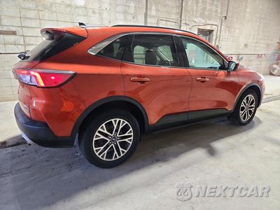 Trzecie zdjęcie samochodu z tyłu: 2020 FORD ESCAPE SEL VIN:1FMCU9H67LUA56928 - miniatura