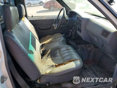 Zdjęcie 10 z 12 samochodu: 1990 TOYOTA PICKUP 1/2 TON SHORT WHEELBASE VIN:JT4RN81R4L5062769 - miniatura
