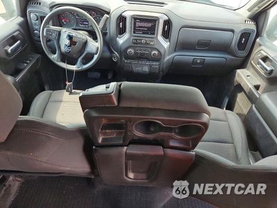 Zdjęcie 8 z 12 samochodu: 2024 CHEVROLET SILVERADO K1500 TRAIL BOSS CUSTOM VIN:3GCPDCEK9RG206781 - miniatura