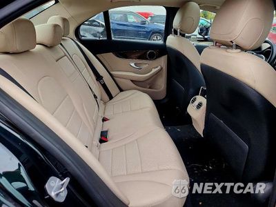 Zdjęcie 10 z 12 samochodu: 2019 MERCEDES-BENZ C 300 VIN:55SWF8DB2KU299044 - miniatura