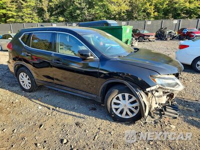 Czwarte zdjęcie samochodu z boku: 2019 NISSAN ROGUE S VIN:5N1AT2MT3KC819335 - miniatura