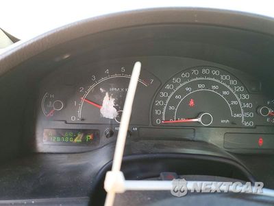 Zdjęcie 9 z 12 samochodu: 2003 LINCOLN LS VIN:1LNHM86S43Y701639 - miniatura