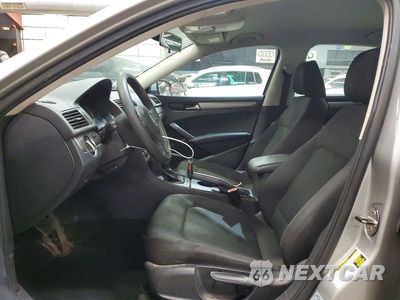 Zdjęcie 7 z 12 samochodu: 2013 VOLKSWAGEN PASSAT S VIN:1VWAP7A30DC004861 - miniatura