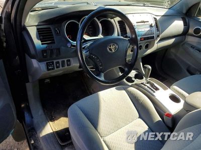 Zdjęcie 8 z 12 samochodu: 2010 TOYOTA TACOMA V6 VIN:5TEUU4EN6AZ685608 - miniatura