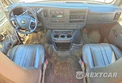 Zdjęcie 8 z 14 samochodu: 2010 CHEVROLET EXPRESS 2500 VAN VIN:1GCZGFAA3A1158857 - miniatura