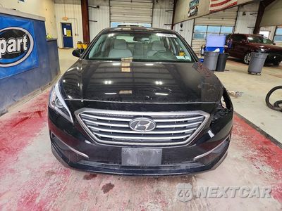 Piąte zdjęcie samochodu w środku: 2017 HYUNDAI SONATA SE VIN:5NPE24AF5HH459551 - miniatura