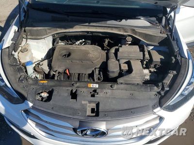 Zdjęcie 12 z 13 samochodu: 2017 HYUNDAI SANTA FE SPORT 2.4L VIN:5NMZUDLB5HH033281 - miniatura