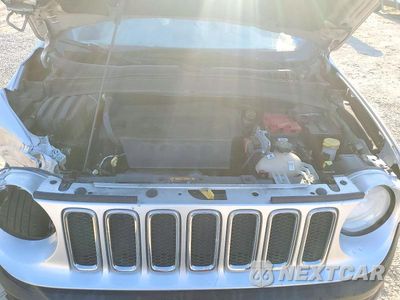Zdjęcie 11 z 12 samochodu: 2018 JEEP RENEGADE LIMITED VIN:ZACCJBDB4JPH02173 - miniatura