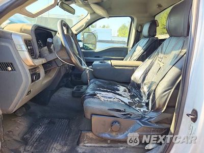 Zdjęcie 7 z 12 samochodu: 2023 FORD F350 SUPER DUTY VIN:1FDRF3GN2PED49128 - miniatura