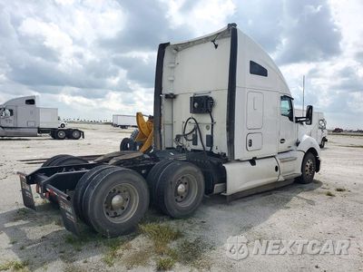 Trzecie zdjęcie samochodu z tyłu: 2018 KENWORTH T680 SEMI TRUCK VIN:1XKYD49XXJJ193238 - miniatura