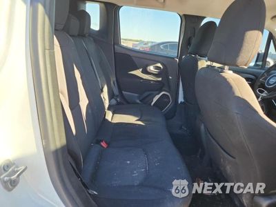 Zdjęcie 11 z 14 samochodu: 2017 JEEP RENEGADE LATITUDE VIN:ZACCJABB3HPE89126 - miniatura