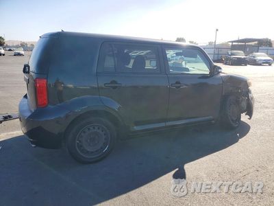 Trzecie zdjęcie samochodu z tyłu: 2009 SCION XB BASE VIN:JTLKE50E191064935 - miniatura