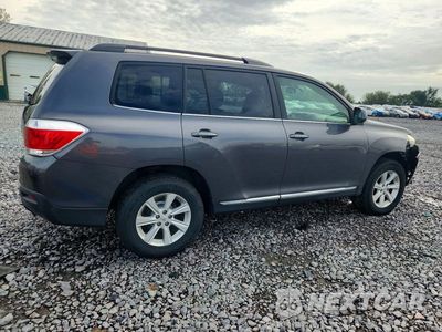 Trzecie zdjęcie samochodu z tyłu: 2011 TOYOTA HIGHLANDER SE VIN:5TDBK3EH2BS058162 - miniatura