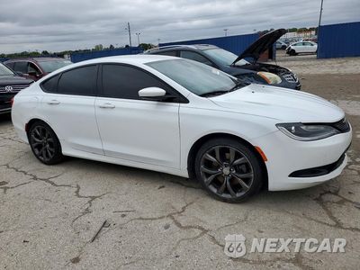 Czwarte zdjęcie samochodu z boku: 2015 CHRYSLER 200 S VIN:1C3CCCBB7FN566080 - miniatura