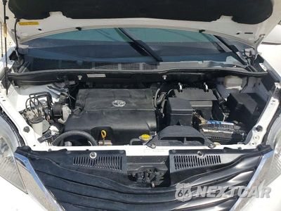 Zdjęcie 12 z 13 samochodu: 2011 TOYOTA SIENNA LE VIN:5TDKK3DC4BS061473 - miniatura