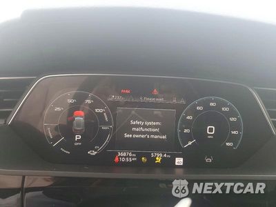 Zdjęcie 10 z 13 samochodu: 2024 AUDI Q8 E-TRON PRESTIGE VIN:WA16ABGE7RB013635 - miniatura