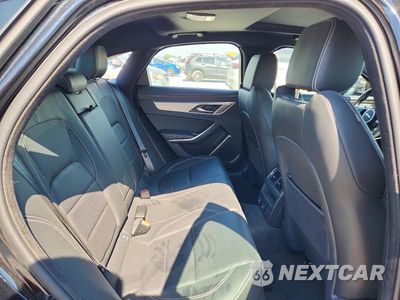 Zdjęcie 10 z 12 samochodu: 2024 JAGUAR XF R-DYNAMIC SE VIN:SAJBL4GX7RCY93579 - miniatura