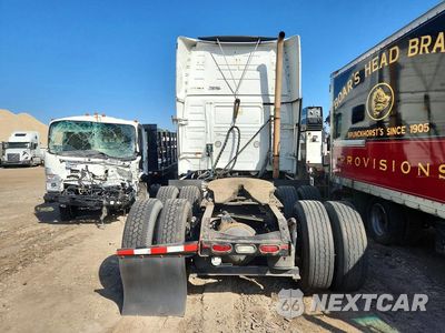 Zdjęcie 6 z 13 samochodu: 2019 VOLVO VNL SEMI TRUCK VIN:4V4NC9TJ0KN212462 - miniatura