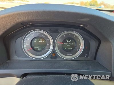 Zdjęcie 9 z 12 samochodu: 2012 VOLVO S60 T5 VIN:YV1622FS6C2123412 - miniatura