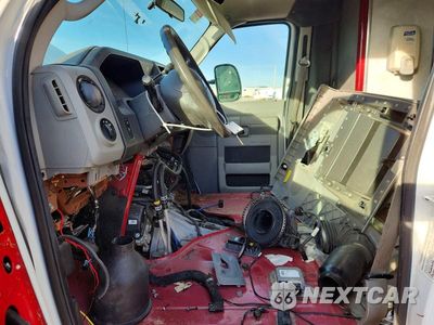 Zdjęcie 7 z 12 samochodu: 2014 FORD ECONOLINE E450 SUPER DUTY CUTAWAY VAN VIN:1FDWE4FL8EDA71995 - miniatura