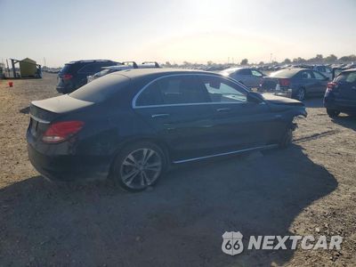 Trzecie zdjęcie samochodu z tyłu: 2016 MERCEDES-BENZ C 300 VIN:55SWF4JB2GU132879 - miniatura