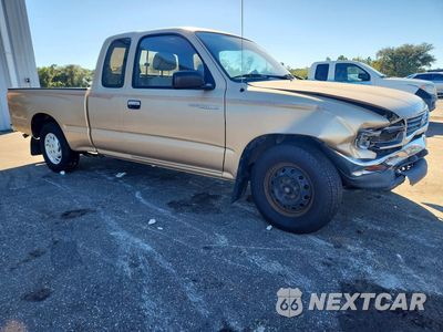 Czwarte zdjęcie samochodu z boku: 1996 TOYOTA TACOMA BASE VIN:4TAVL52N6TZ123185 - miniatura
