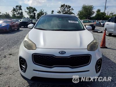 Piąte zdjęcie samochodu w środku: 2017 KIA SPORTAGE VIN:KNDPN3AC6H7244569 - miniatura