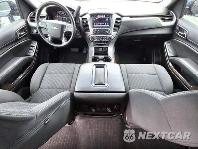 Zdjęcie 8 z 14 samochodu: 2019 CHEVROLET TAHOE C1500 LS VIN:1GNSCAKC0KR114969 - miniatura