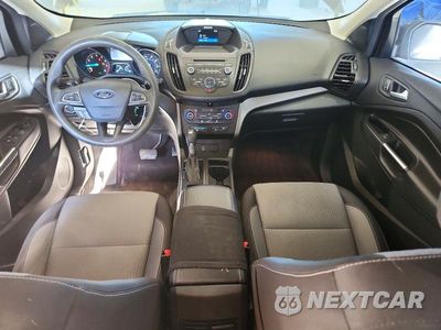 Zdjęcie 8 z 13 samochodu: 2017 FORD ESCAPE SE VIN:1FMCU0GD5HUE92728 - miniatura