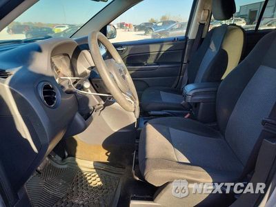 Zdjęcie 7 z 13 samochodu: 2016 JEEP COMPASS SPORT VIN:1C4NJDBBXGD778088 - miniatura