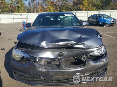 Piąte zdjęcie samochodu w środku: 2017 BMW 330 XI VIN:WBA8D9C34HA005660 - miniatura