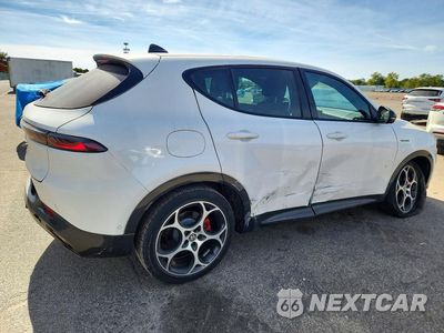 Trzecie zdjęcie samochodu z tyłu: 2024 ALFA ROMEO TONALE VELOCE VIN:ZASPATDW1R3062258 - miniatura