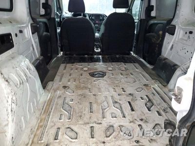 Zdjęcie 10 z 13 samochodu: 2022 RAM PROMASTER CITY TRADESMAN VIN:ZFBHRFAB4N6Y24859 - miniatura