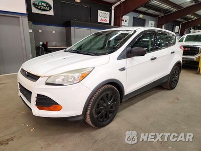 2015 FORD ESCAPE S 1FMCU0F70FUA52909 - główne zdjęcie licytacji z USA - miniatura