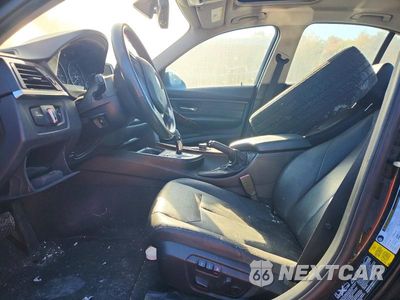 Zdjęcie 7 z 12 samochodu: 2013 BMW 328 XI VIN:WBA3B3C5XDF542366 - miniatura